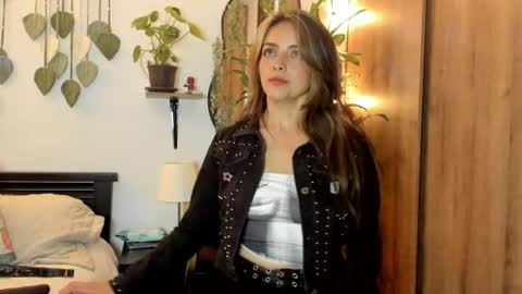 Mailyn Foxx online show from 06.26.26
