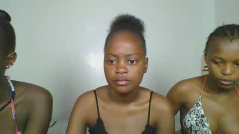 maira luv1 online show from 01.17.26