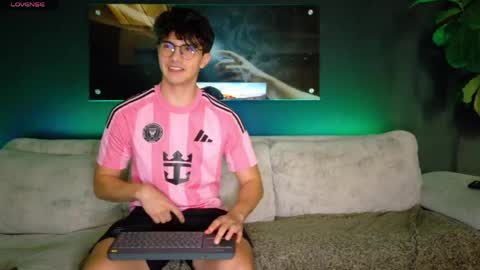Bastian Arslan online show from 05.23.26