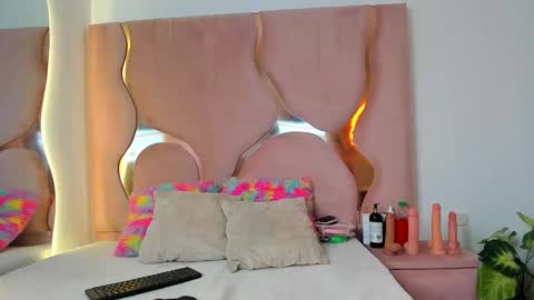 maite online show from 03.10.25