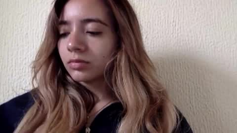 majo_gomezz online show from 06.06.26