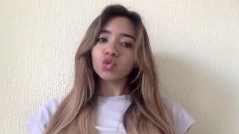 majo_gomezz online show from 06.10.26
