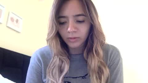 majo_gomezz online show from 06.11.26