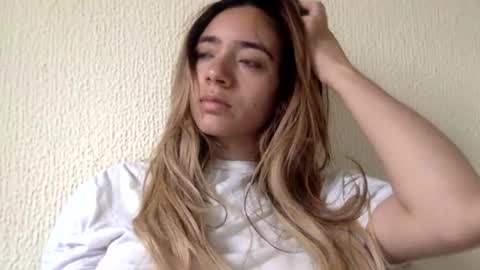 majo_gomezz online show from 06.30.26