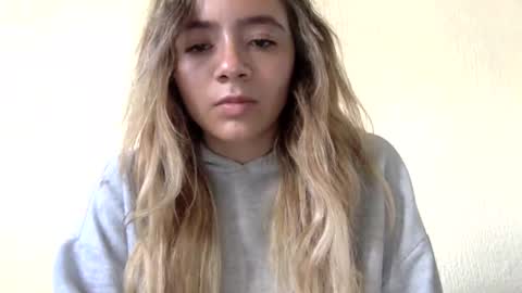 majo_gomezz online show from 07.28.26