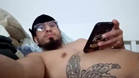 Snapshot of majornymph000 chatting on 02.24.26 majornymph000 online show from 02.24.26