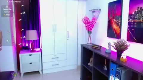 Makarena  online show from 06.25.26