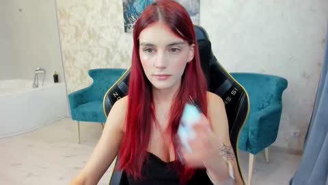 Chloe online show from 11.28.25