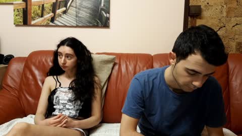 Snapshot of make_me_feel chatting on 01.16.25 Lena Ian online show from 01.16.25