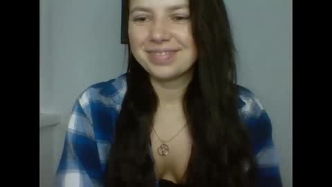 make_mesmile online show from 12.19.25