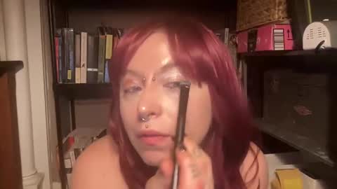 Snapshot of makeopaloh chatting on 12.31.24 makeopaloh online show from 12.31.24