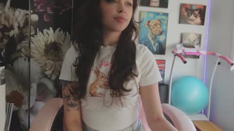 Snapshot of makiyahbelle2 chatting on 03.11.26 MakiyahBelle online show from 03.11.26