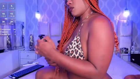 Snapshot of malaaiikaa chatting on 03.07.25 malaaiikaa online show from 03.07.25