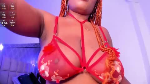 Snapshot of malaaiikaa chatting on 03.10.25 malaaiikaa online show from 03.10.25