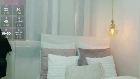 Snapshot of malak_haddad chatting on 03.12.26 Malak Haddad online show from 03.12.26