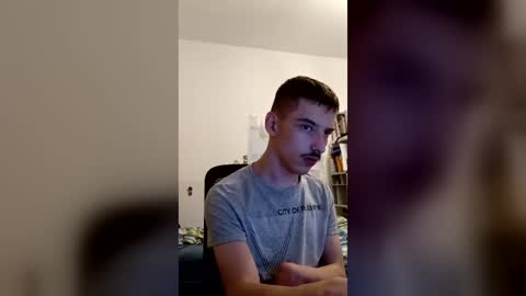 Snapshot of male20y chatting on 06.22.26 male20y online show from 06.22.26