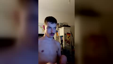 Snapshot of male20y chatting on 07.13.26 male20y online show from 07.13.26