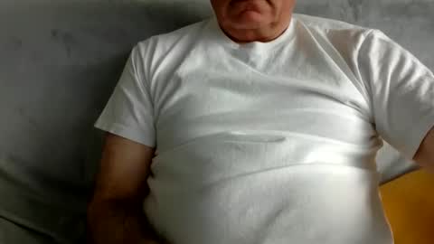 Snapshot of male_toy1 chatting on 05.11.26 male_toy1 online show from 05.11.26