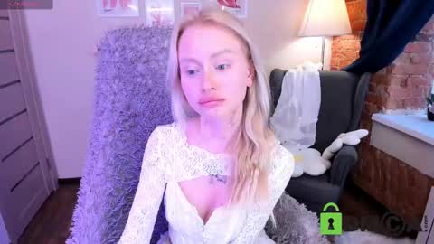 Malena online show from 02.28.25