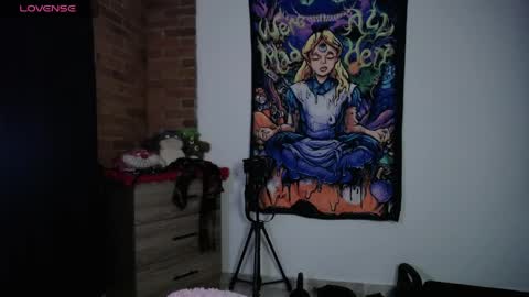 Alice Asylum online show from 05.28.26