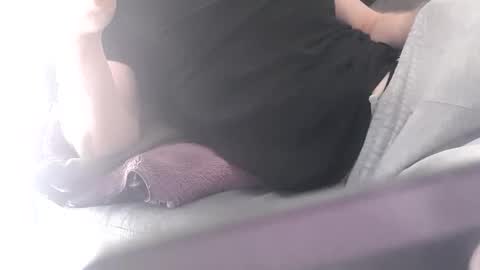 Snapshot of malici0us_sz chatting on 10.31.25 playZhard online show from 10.31.25