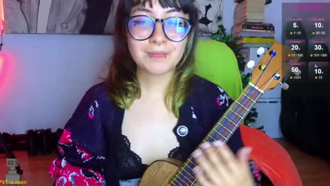 Mar  Alicia     Rosie  v A L I C I A W I T C -  Meg Cherie online show from 01.10.25