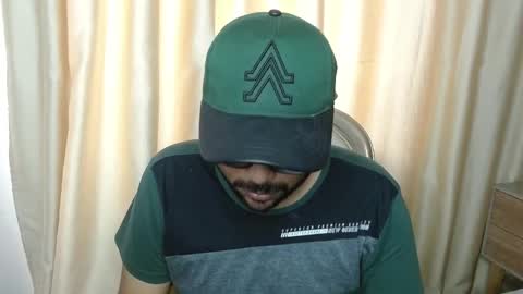 Snapshot of malih_vega chatting on 01.08.25 Geor online show from 01.08.25