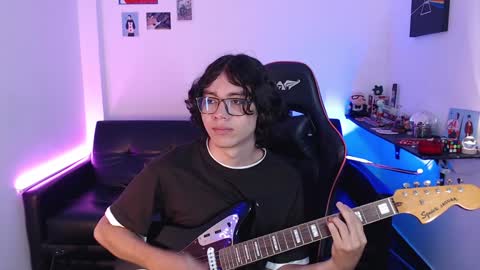 Snapshot of malik_harrison_ chatting on 12.13.24 Malik online show from 12.13.24