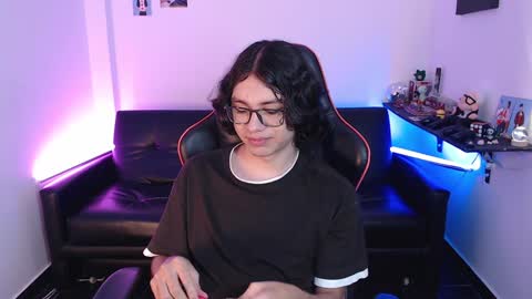 Snapshot of malik_harrison_ chatting on 01.11.25 Malik online show from 01.11.25