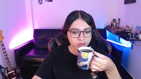 Snapshot of malik_harrison_ chatting on 01.16.25 Malik online show from 01.16.25