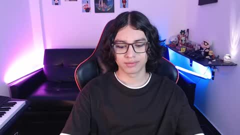 Snapshot of malik_harrison_ chatting on 02.13.25 Malik online show from 02.13.25