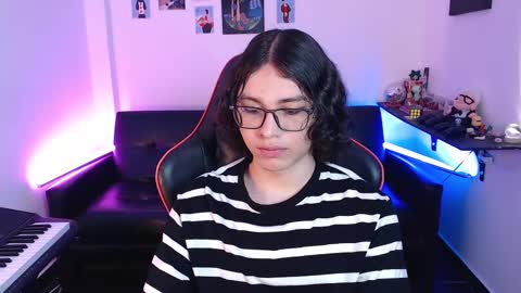 Snapshot of malik_harrison_ chatting on 02.20.25 Malik online show from 02.20.25