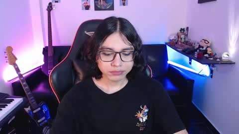 Snapshot of malik_harrison_ chatting on 03.09.25 Malik online show from 03.09.25