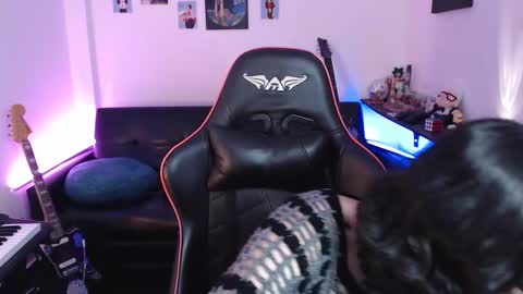 Snapshot of malik_harrison_ chatting on 03.11.25 Malik online show from 03.11.25