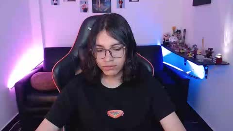 Snapshot of malik_harrison_ chatting on 10.17.25 Malik online show from 10.17.25