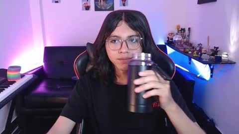 Snapshot of malik_harrison_ chatting on 11.05.25 Malik online show from 11.05.25