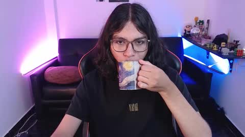 Snapshot of malik_harrison_ chatting on 11.17.25 Malik online show from 11.17.25