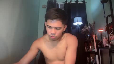 Snapshot of malikgray chatting on 10.23.25 Malik online show from 10.23.25