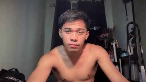 Snapshot of malikgray chatting on 10.23.25 Malik online show from 10.23.25