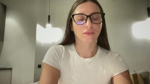 Snapshot of malina568708 chatting on 12.17.24 malina568708 online show from 12.17.24