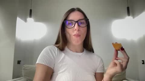 Snapshot of malina568708 chatting on 02.02.25 malina568708 online show from 02.02.25