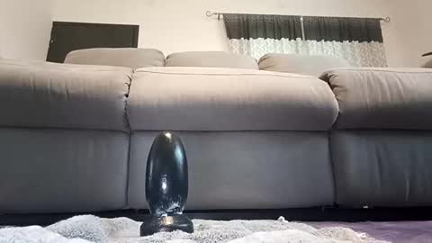 Maliuporan online show from 10.31.25