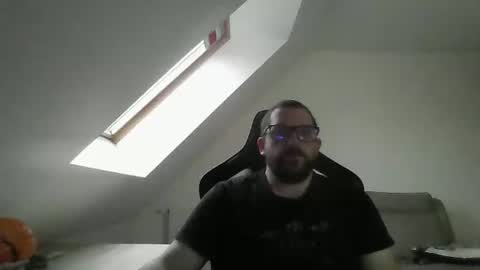 Snapshot of malou2927 chatting on 01.01.25 breton online show from 01.01.25