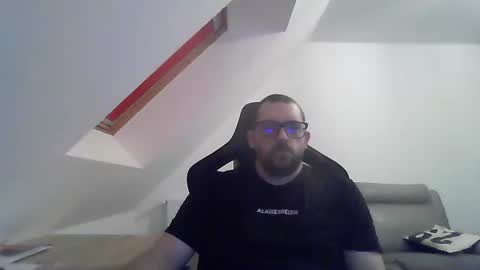 Snapshot of malou2927 chatting on 01.26.25 breton online show from 01.26.25