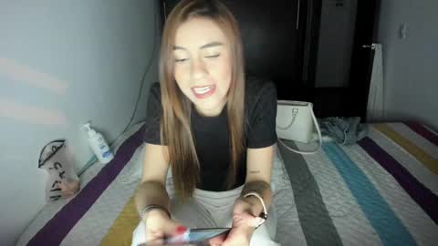 instagram  nueela   online show from 12.05.24