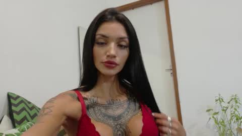 Mamakee online show from 02.22.26