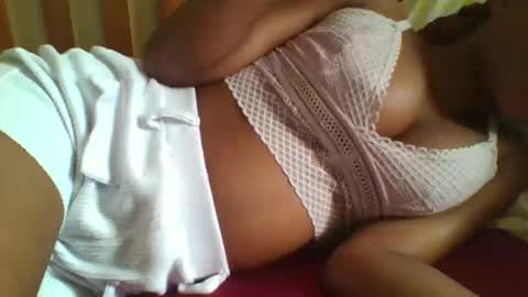 Snapshot of mammaplay chatting on 11.20.25 mammaplay online show from 11.20.25