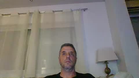 Snapshot of man211172 chatting on 03.02.25 man211172 online show from 03.02.25