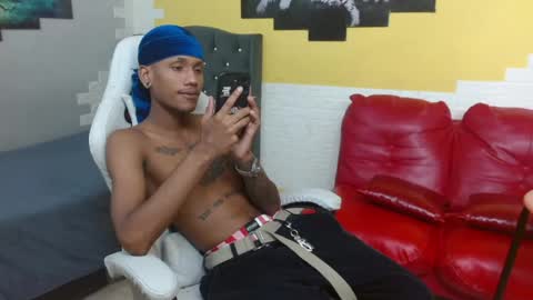 man_sant11 online show from 05.06.26
