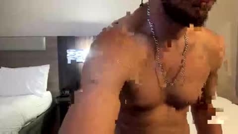 Snapshot of man_toy8969 chatting on 05.10.26 man_toy8969 online show from 05.10.26